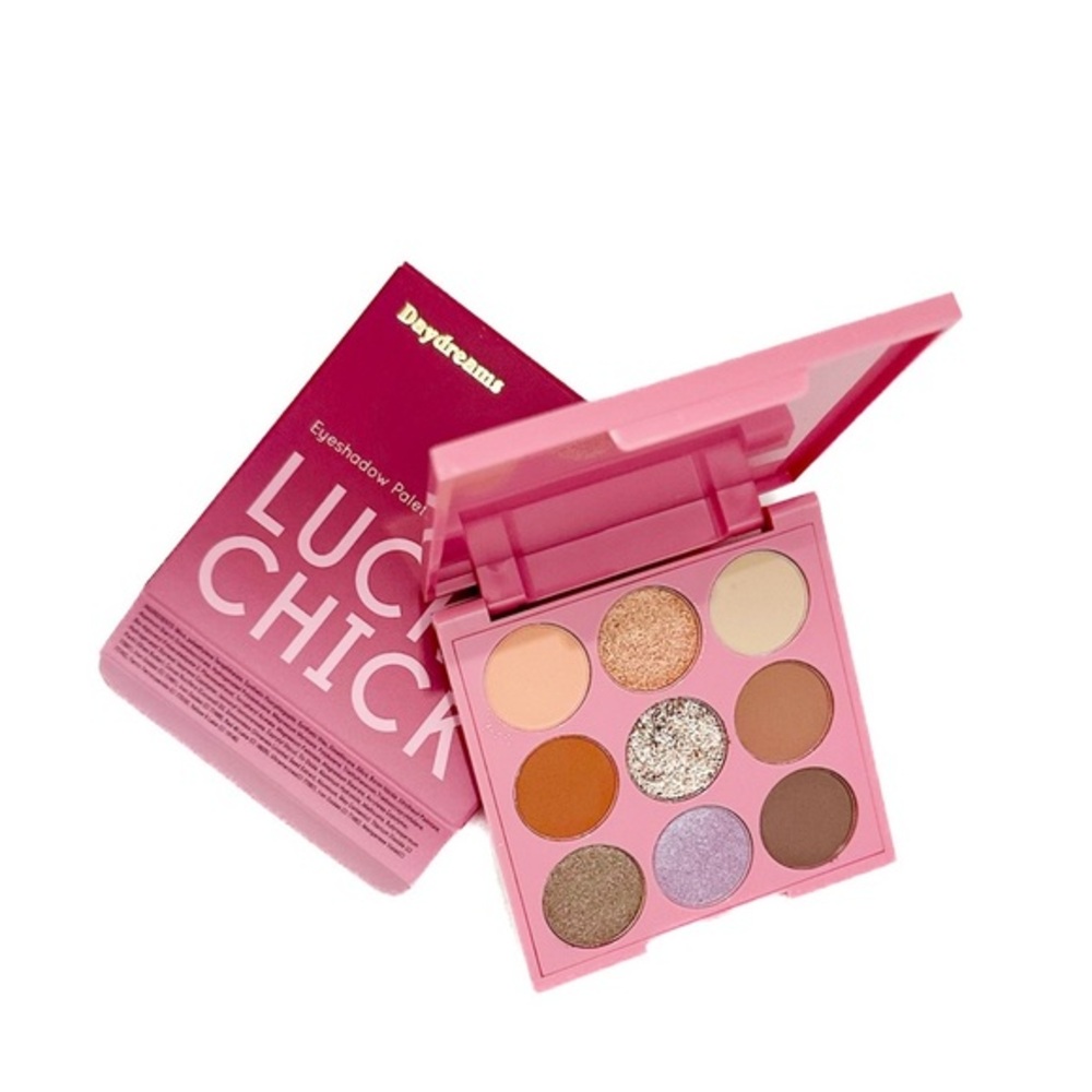 NIB Lucky Chick Daydreams Eyeshadow Palette Eyeshadow Lavender Neutrals Compact